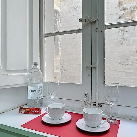 Cozy 4 Next To Valletta! Апартаменты