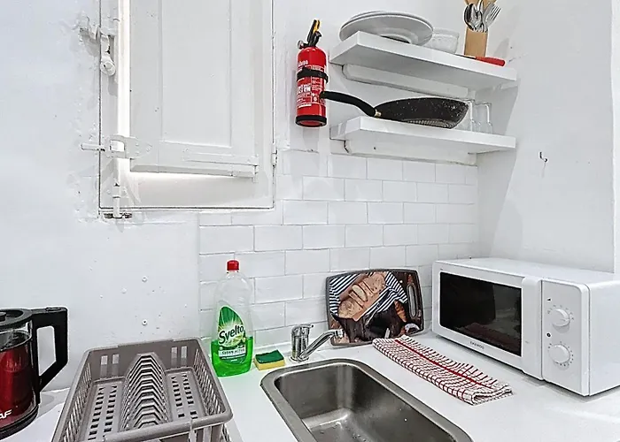 Cozy 4 Next To Valletta!